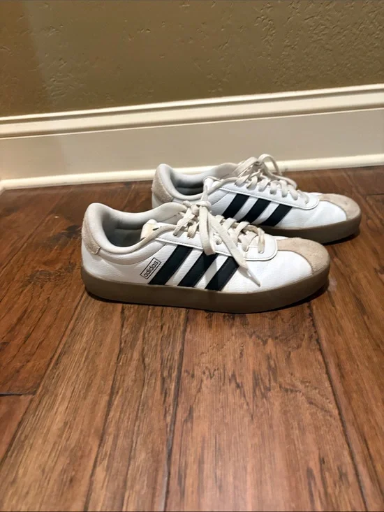 adidas White Sneakers with Black Stripes and Gum Sole