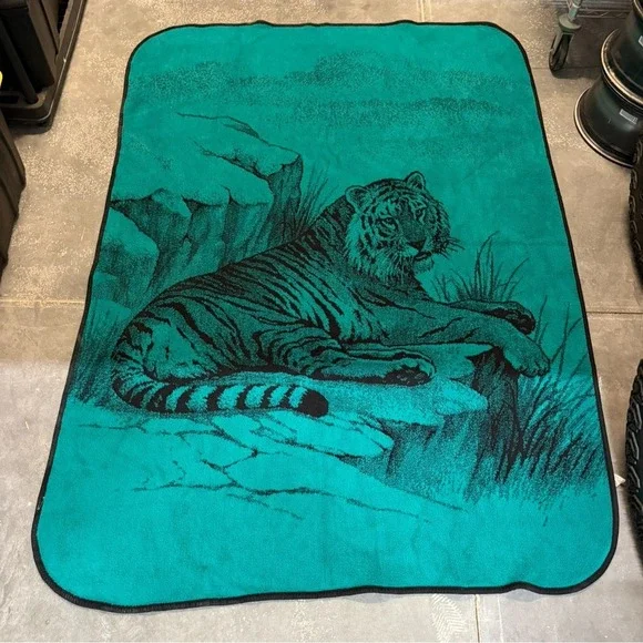 VTG San Marcos Mexico Blanket Tiger Jungle Green Reversible Cobija Approx 60x84