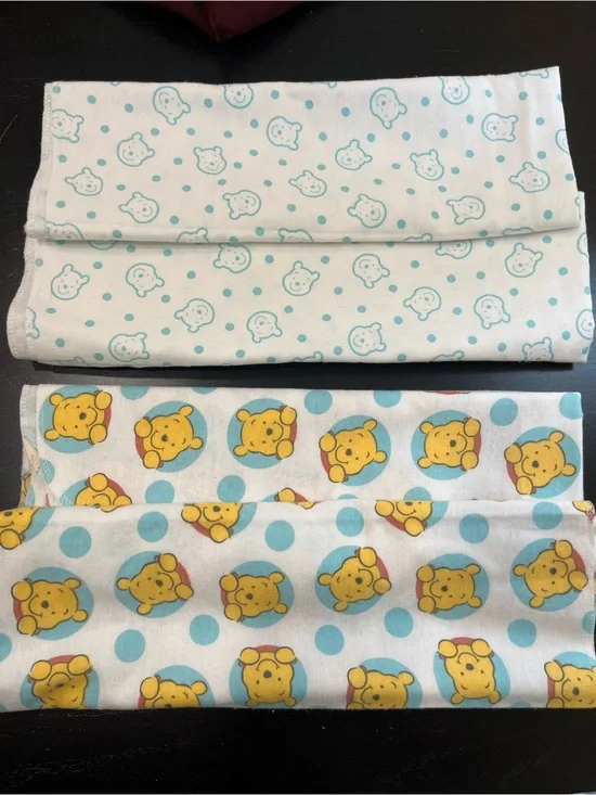 4 pack of 30x30in Winnie the Pooh Baby swaddle blankets