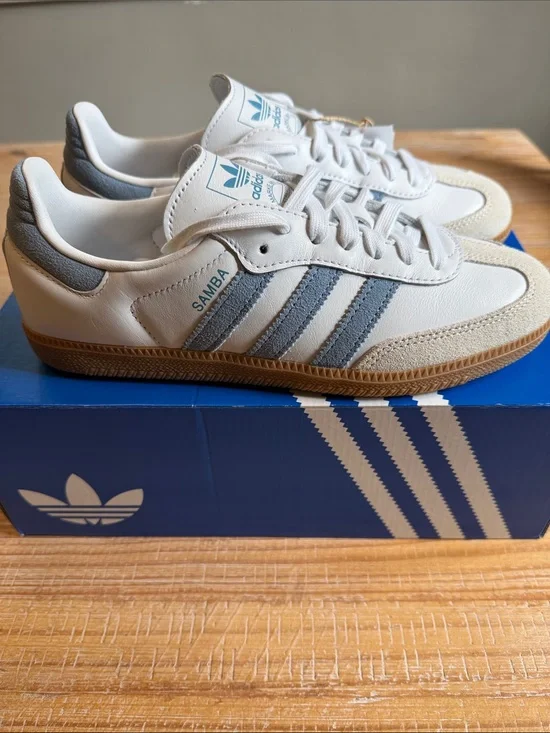 Adidas Original Samba White Leather Sneakers with Blue/Gray Stripes and Gum Sole