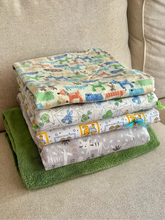Lot of 5 Baby Boy Receiving & Fleece Blankets Neutral Boy GREAT CONDITION