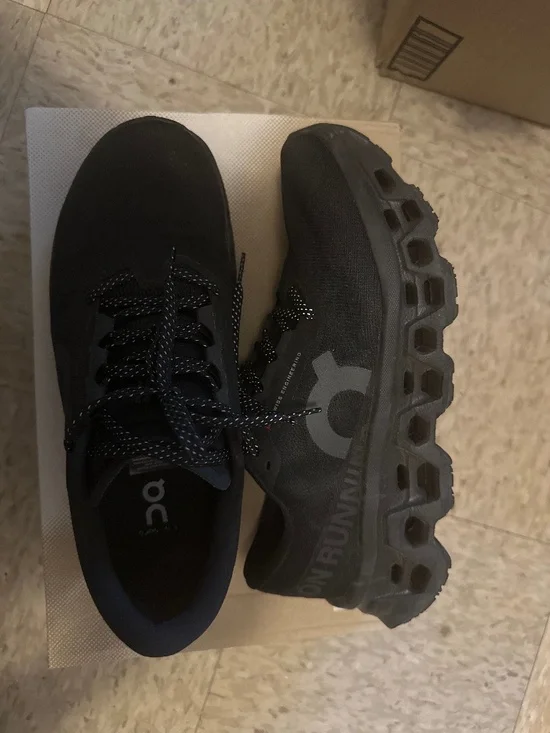 On Running Cloudmonster 3 Women's Size 9