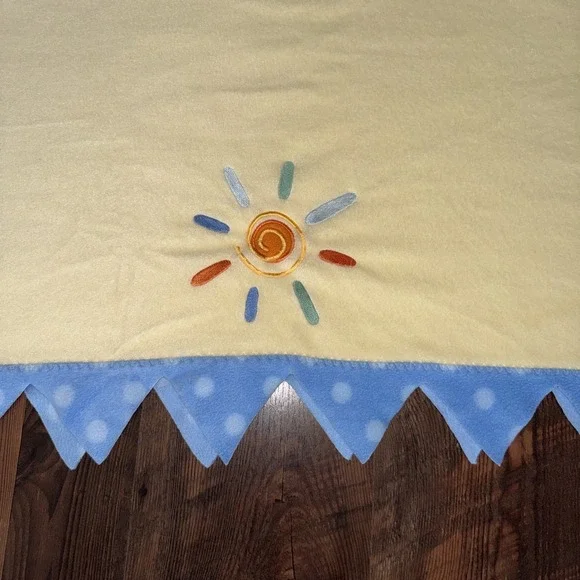 Vtg Child of Mine Carter's Sun Baby Blanket Blue Yellow Triangle Edge