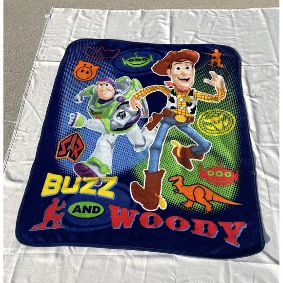 Vintage Toy Story Woody & Buzz Lightyear Throw Fleece Blanket 39