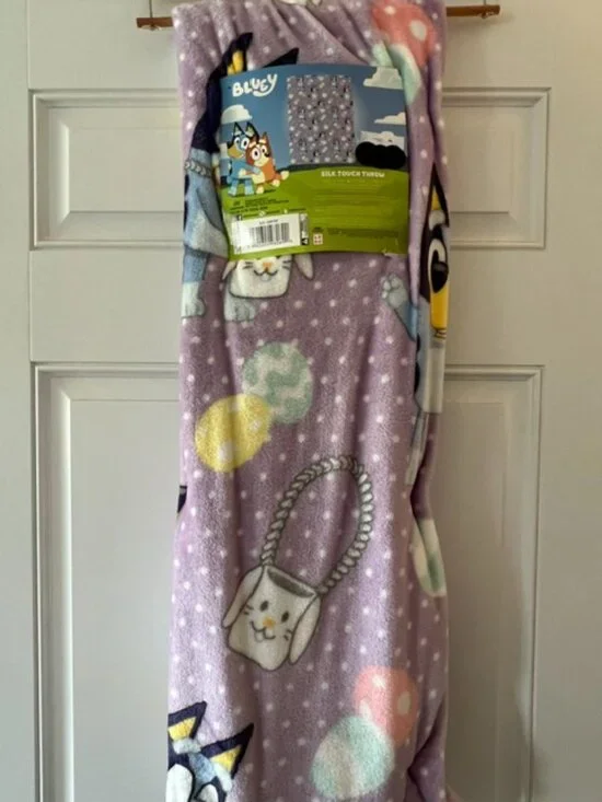 BLUEY EASTER BLANKET