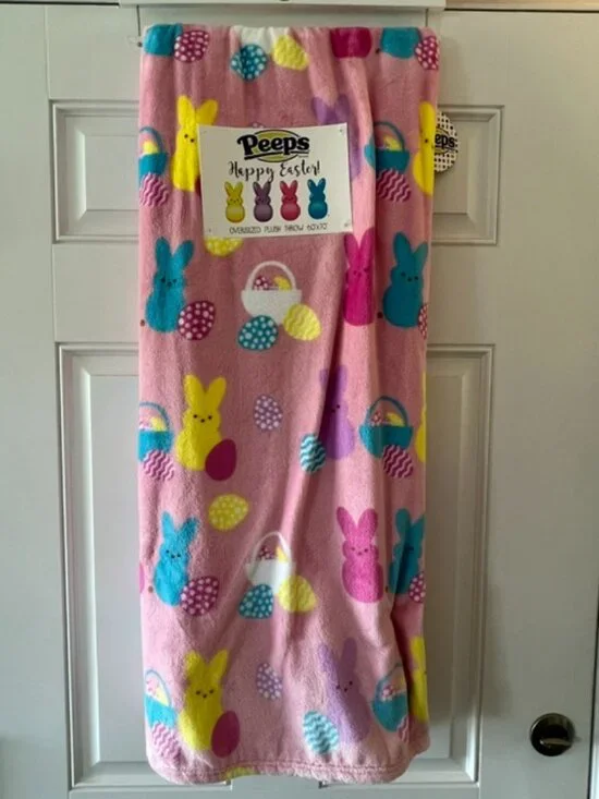 PEEPS EASTER THROW