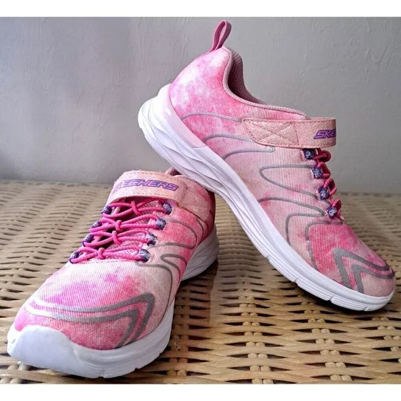 Skechers Women's 4 Pink Low Cut Slip On Hook & Loop Sneakers