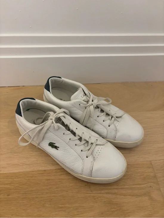 Lacoste White Leather Low-Top Sneakers with Navy Heel Tab