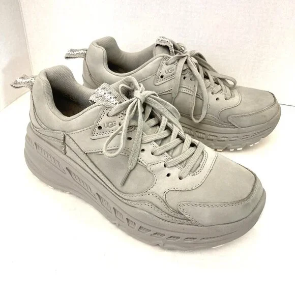 UGG CA805‎ Nubuck Leather Sneakers Women's Size 10 Gray Goat Shoes