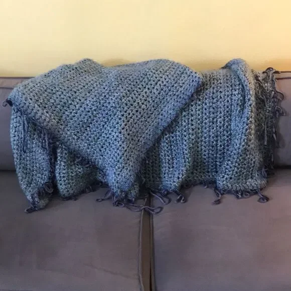 Vintage blue variegated afghan
