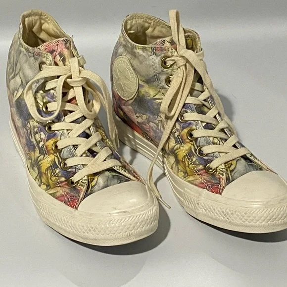 Converse Brown and Cream‎ High-Tops