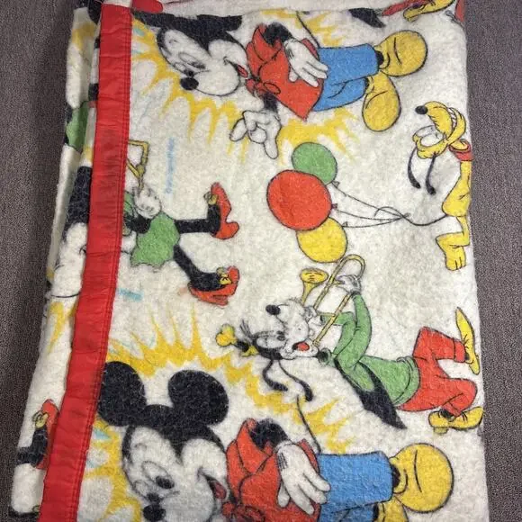Vintage 1970s Walt Disney World Magic Kingdom Twin Blanket Mickey, Minnie, Goofy