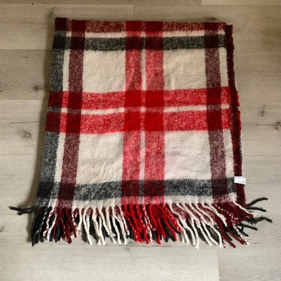 STRIPES HBC Red Plaid Wool Blend‎ Fringe Throw Blanket 59x46 hme decor