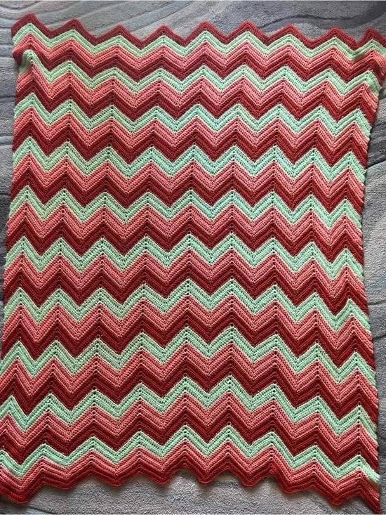 Vintage Handmade Chevron Knit afghan Throw Blanket - Green & Coral