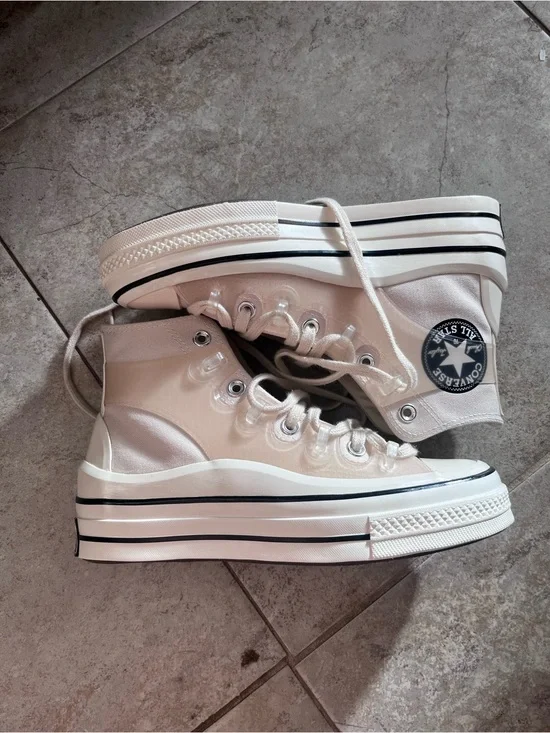 Chuck 70’s Kim Jones collection with mismatched ankle logos.