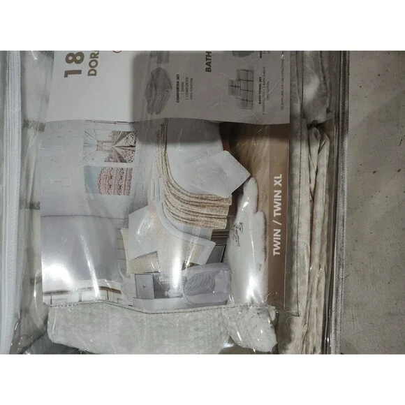 18 pc Caro Complete College Dorm-In-A-Bag Essential Kit  Twin/Twin XL NIP (933)