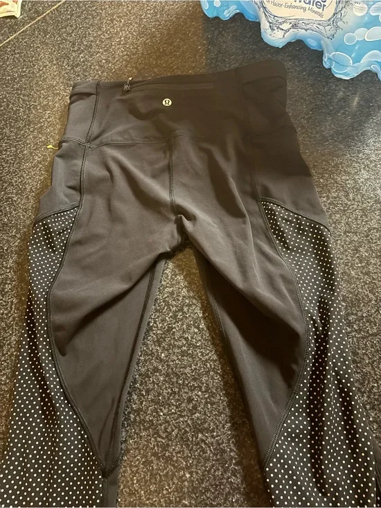 lululemon athletica Black Activewear with Interior Care Tag