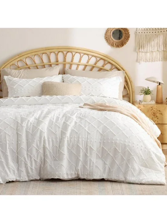 Cozy White Boho Tufted Queen Comforter Set - 3 Piece Farmhouse Bedding, Soft