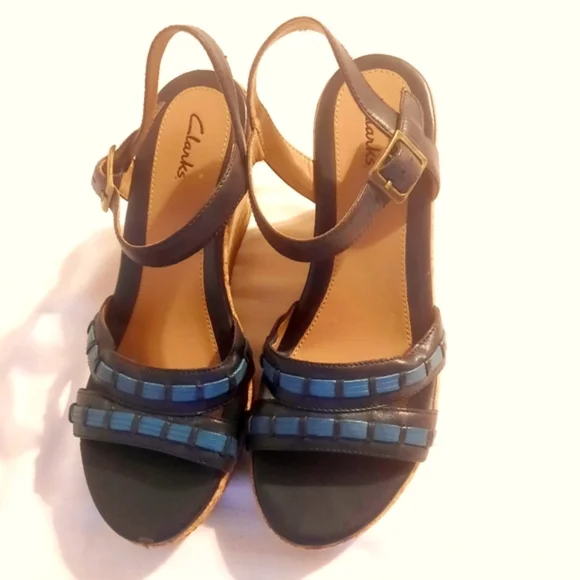 Clarks Cork wedge sandals Size 9
