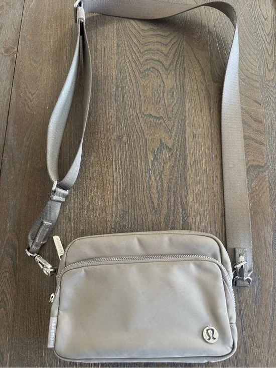 lululemon athletica Crossbody Shoulder Bag