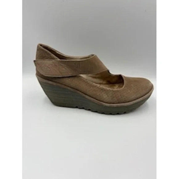 Fly London Yala Wedge Sandals Brown Perforated Suede Platform 39 EU 8-8.5 US