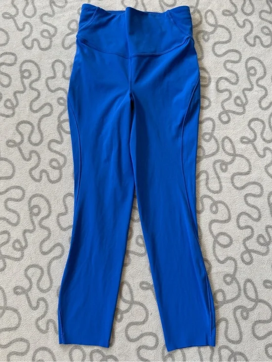 Lululemon Base Pace High-Rise Crop 23