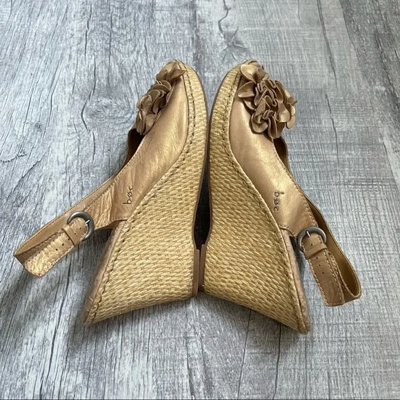 B.o.c Born Concepts Women’s 10 Gold Flower Peep Toe Slingback Cork Wedge Shoes