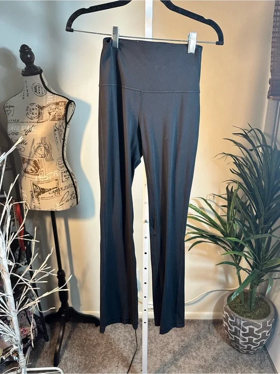 A7. Lulu Lemon Black High-Waist Stretch Yoga Pants with Flare Legs