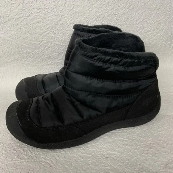 Keen Howser Fold Down Black Lined Winter Snow Ankle Boots Women 9.5M Thailand