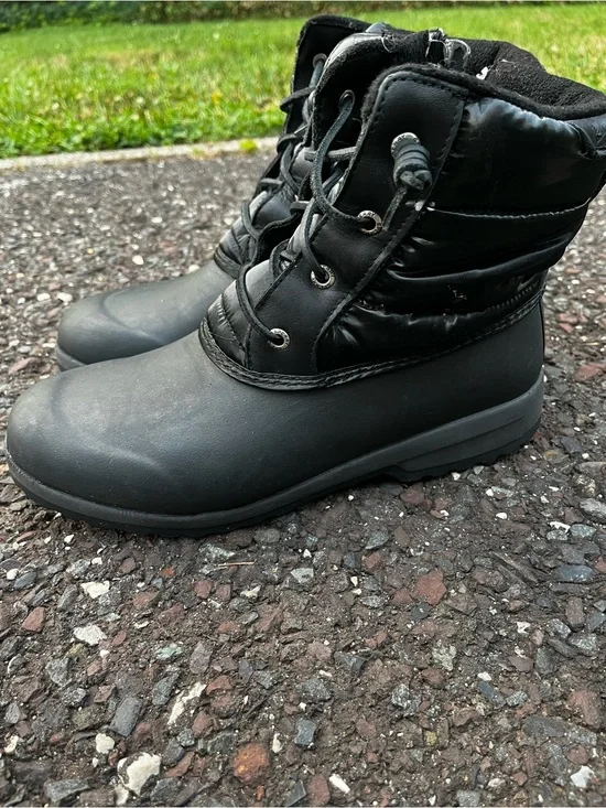 Sperry Women’s Size 9 Black Insulated Side Zip Winter Duck Boots STS86687