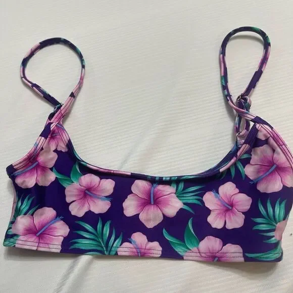 Frankie’s Bikini’s Jean Shine Floral Bikini Top Size Small New