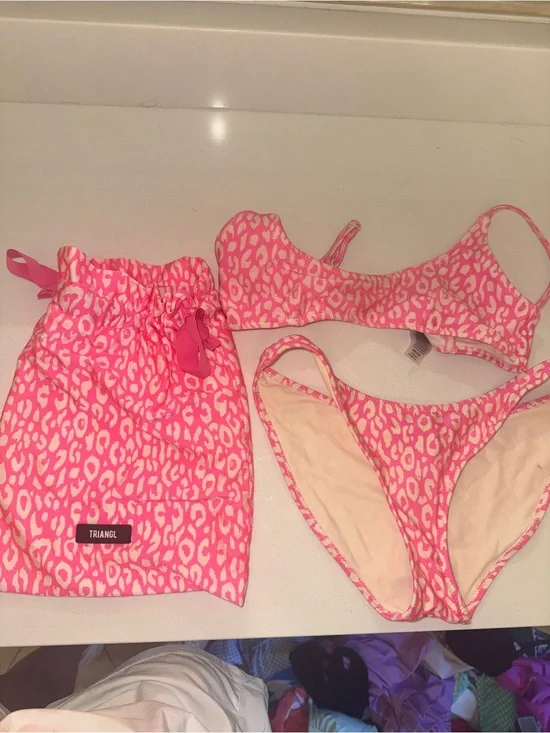 triangl swimwear Hot Pink & White cheetah Bikini set