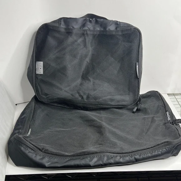 Set of Two Bagail Nylon Zip Around Packing Cubes Large and Medium Black - New