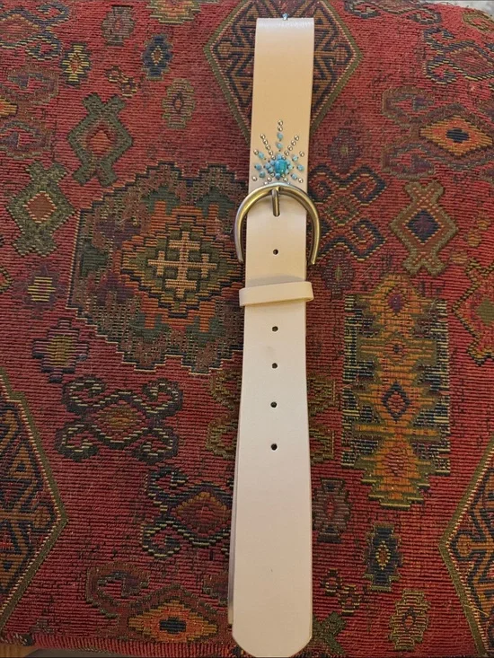 NWOT Cream Leather Belt with Turquoise Crystal Accent