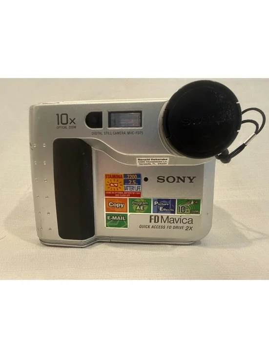 Sony FD Mavica Digital Still Camera MVC-FD75 with 2HD Floppy Disk not tested
