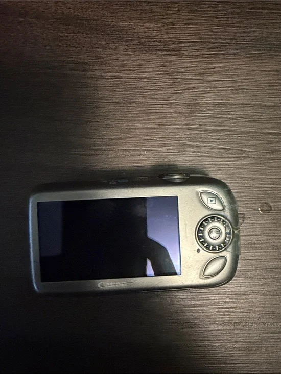 Canon Compact Digital Camera - Silver Body with Black LCD