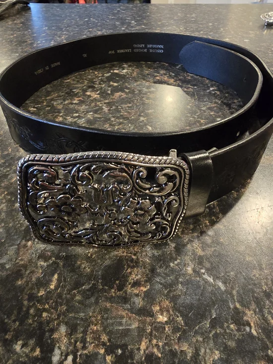 Made in Ireland Celtic Knot Bonded Leather Belt XL Silver Buckle Black