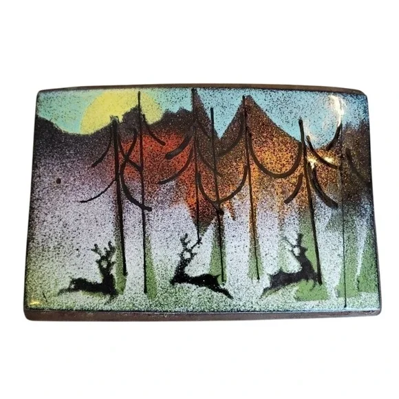 BRASS Scenic Deer Belt Buckle Unisex Nature Wild Life Scene‎