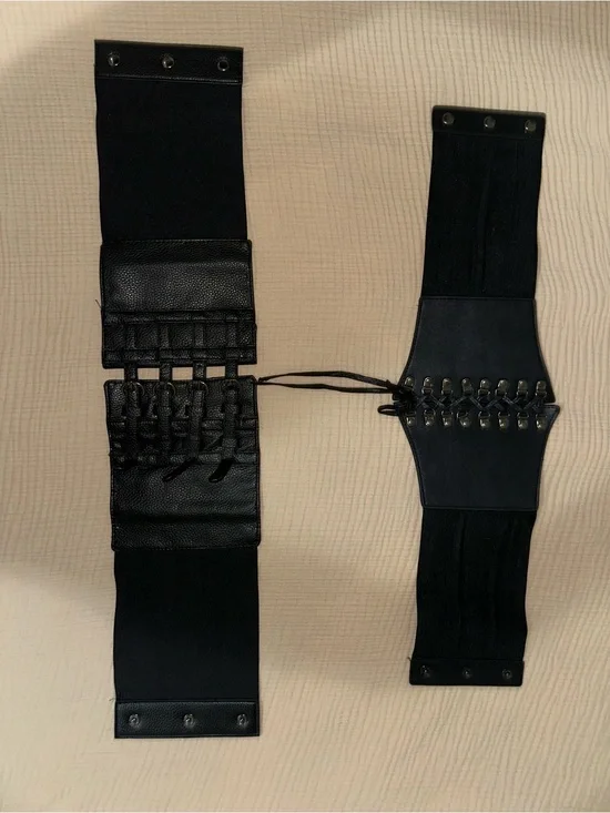 Wide Lace-Up Elastic Waist Belt in Black