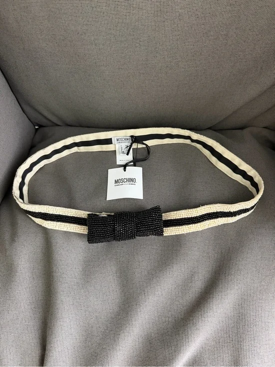 Rare vintage Moschino Black & Cream Beaded Bow Elastic Waist Belt 12