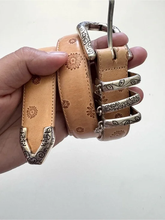 Brighton  Tan Floral Leather Charm Belt with Silver Floral Buckle size M 30