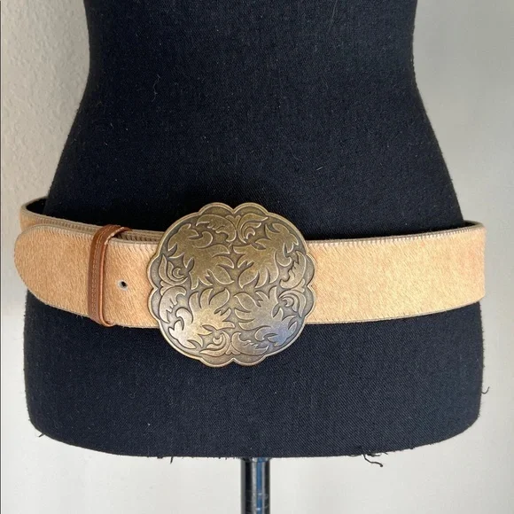 ESCADA ELITE ACCESSORIES Women’s Large Ornate Brass Tone Buckle Cowhide Belt L