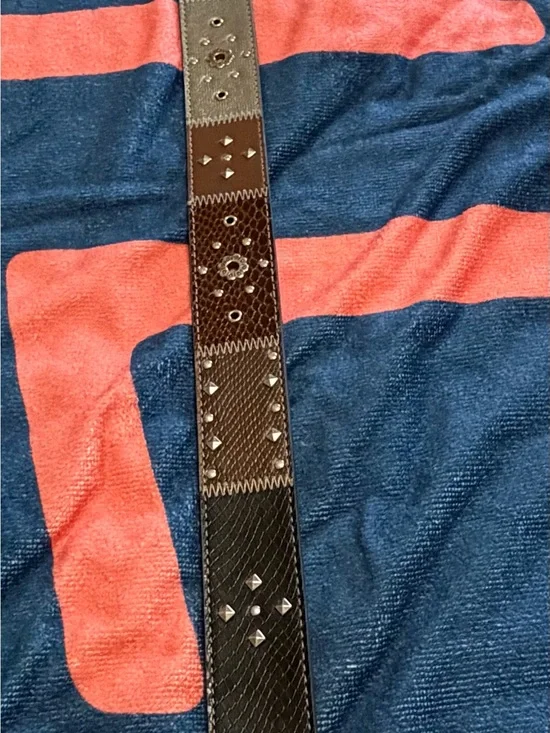 Women’s Adorable Embellished Belt