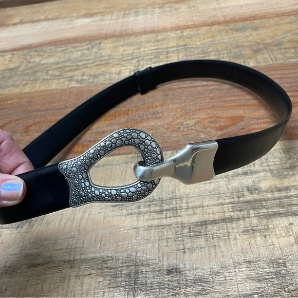 Chico's  women’s Leather Black Pebbled Silver Tone Adjustable Belt S/M