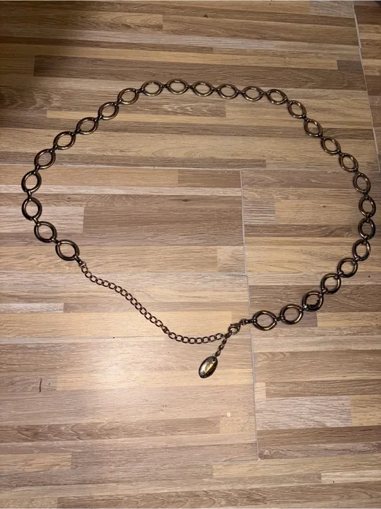 Women’s Chain Link Waist Belt in Antique Gold Small Waist