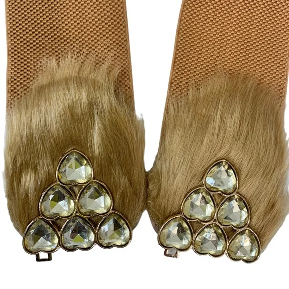 VINTAGE Faux Fur & Jeweled Heart Stretch Belt