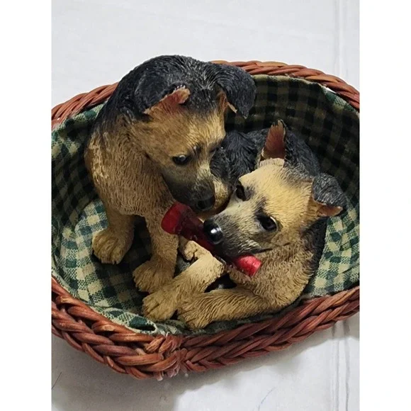 Living Stone 1998 German Shepherd Pups Sidekicks Wicker Basket Dog Figurine