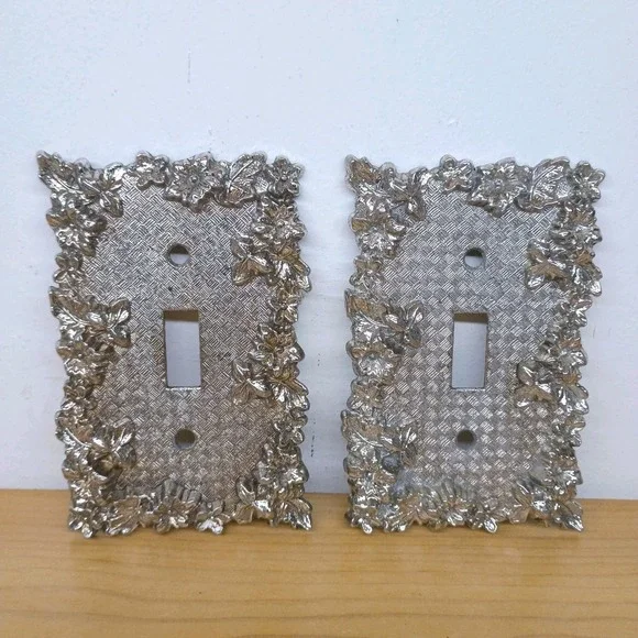 2 Vintage Light Switch Plate‎ Covers 75T Floral Silver American Tack Hardware Co
