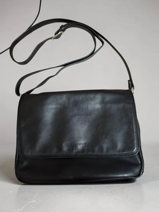 Derek Alexander Mens Black Leather Messenger Crossbody Bag