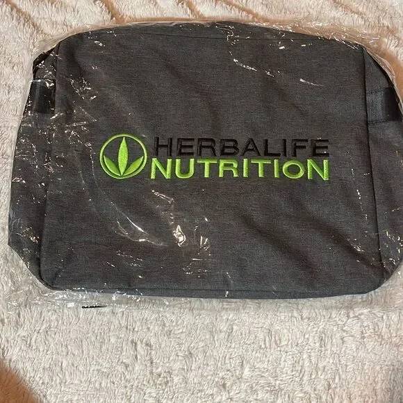 NEW Herbalife nutrition messenger bag